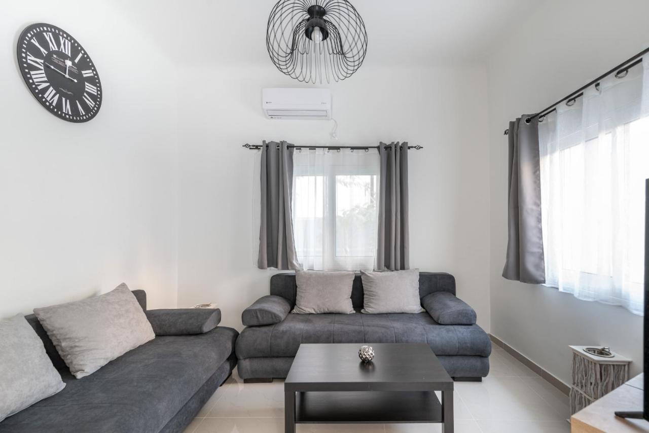 Blue Riviera Villas & Suites - Alimos 2 Athens Ngoại thất bức ảnh